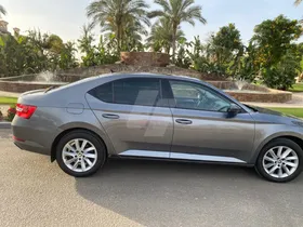  Skoda _ Superb _2022 