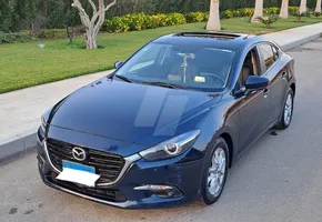 البيع لدواعي السفر Mazda _ 3 _ 2020