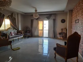 شقه الحي الخامس فيلات