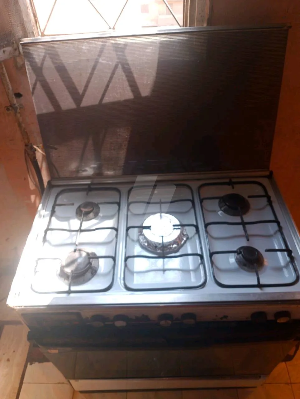 https://images.4sw.app/4swapp/media/cover/639179796163939048/2b27aba2-0412-44de-adc1-cc080ccc6022
