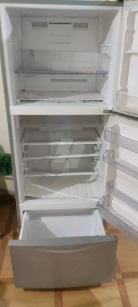 ثلاجة 