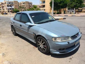 سيارة فيكترا مستعمله 2002 في القاهرة مدينة الشرو