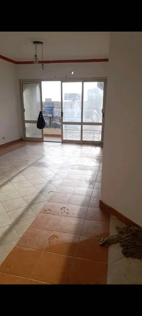 شقة للبيع بالحي الرابع