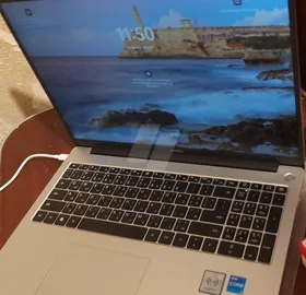 Huawei Matebook D16