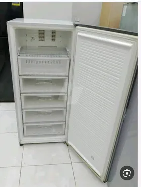 ديب فريزر توشيبا رأسي